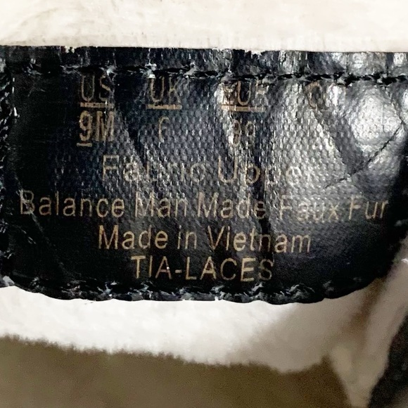 Soul Naturalizer Tia Fabric Upper Faux Fur Lining Piping Detail Lace Up Sneakers - Picture 11 of 11